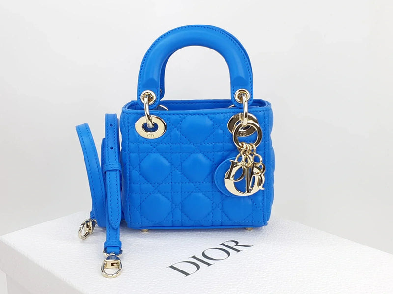 Bolsa Christian Dior Micro Lady Dior em Cannage Azul - Condição: Boa