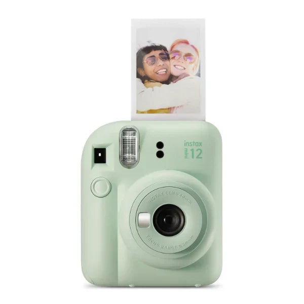 Kit Câmera Instantânea Instax Mini 12 Verde + Pack 10 filmes Macaron + Bolsa Verde Menta