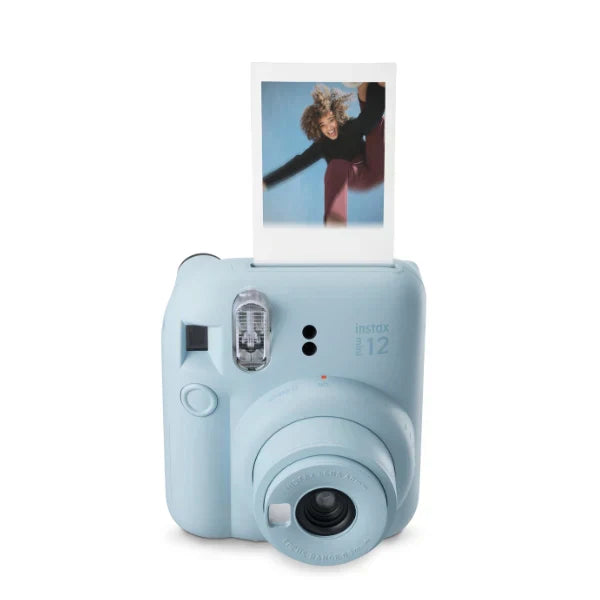 Kit Câmera Instantânea Instax Mini 12 Azul + Pack 10 filmes Macaron + Bolsa Azul Candy