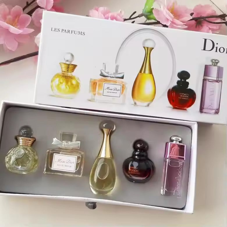 Conjunto de perfume vintage Dior 5 mini Perfumes